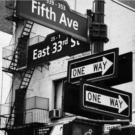 Fifth Avenue Black & White Canvas